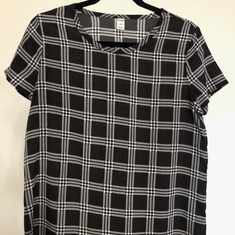 Silky plaid tee